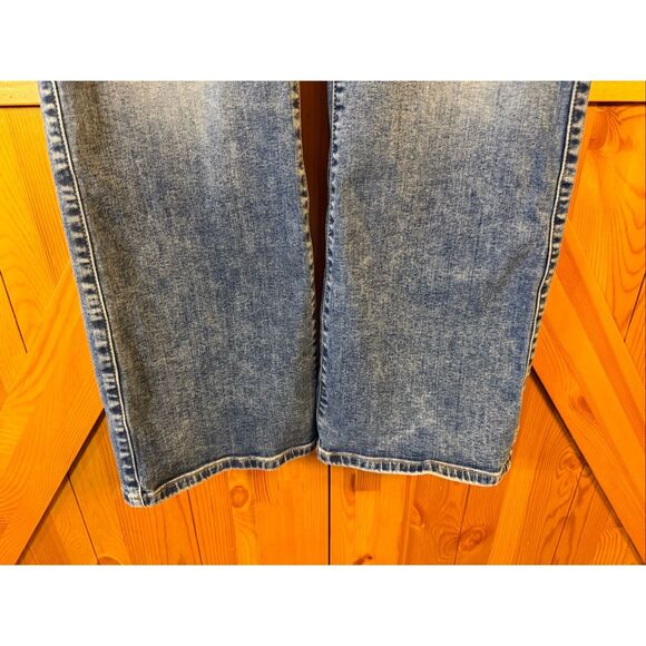 Torrid Lean Jean Slim Boot Super Soft Denim Jeans Plus Size 2R/2X (6233) - Picture 2 of 7